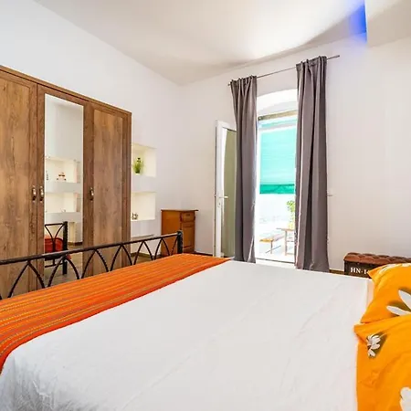 Six Bedroom By The Sea Ae1575 Apartment Maslenica