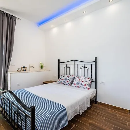 Six Bedroom By The Sea Ae1575 Lejlighed *